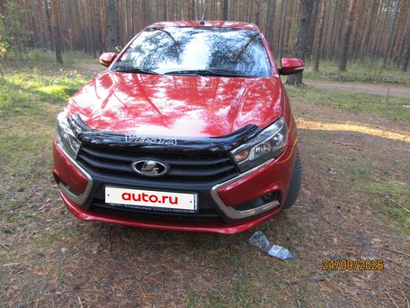 2017 Lada (ВАЗ) Vesta I, красный, 800000 рублей, вид 3