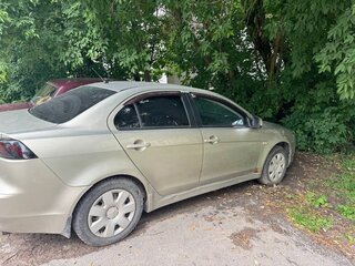 2007 Mitsubishi Lancer X, бежевый, 600000 рублей, вид 4