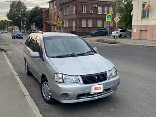 1999 Nissan Liberty, серебристый, 235000 рублей, вид 5