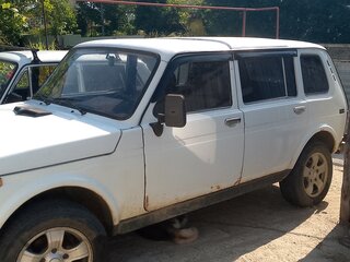 1999 Lada (ВАЗ) 2131 (4x4) I, белый, 180000 рублей, вид 2