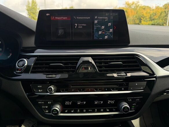2019 BMW 5 серии 530d xDrive VII (G30/G31/G38), серый, 4040000 рублей - вид 21