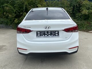 2017 Hyundai Solaris II, белый, 815000 рублей, вид 3
