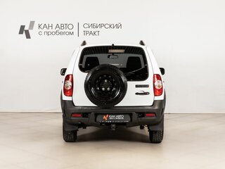 2019 Chevrolet Niva I Рестайлинг, белый, 716100 рублей, вид 4