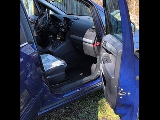 2011 Opel Zafira B Рестайлинг, синий, 850000 рублей, вид 5
