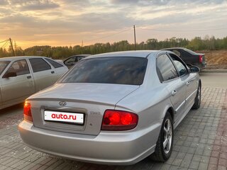 2005 Hyundai Sonata ТагАЗ IV (EF) Рестайлинг, серый, 400000 рублей, вид 5