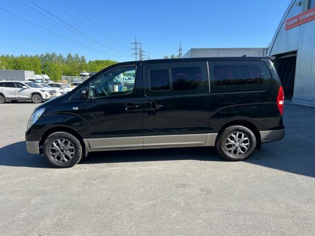 2016 Hyundai Grand Starex I Рестайлинг, чёрный, 2300000 рублей, вид 4