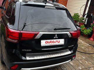 2018 Mitsubishi Outlander III Рестайлинг 2, чёрный, 2100000 рублей, вид 5