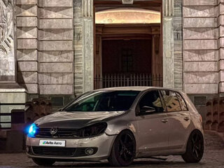 2011 Volkswagen Golf VI, серебристый, 400000 рублей, вид 5