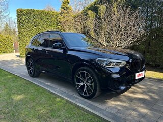 2020 BMW X5 30d IV (G05/G18), чёрный, 7500000 рублей, вид 1