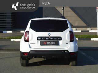 2017 Renault Duster I Рестайлинг, белый, 1189000 рублей, вид 4