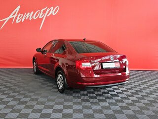 2017 Skoda Octavia III (A7) Рестайлинг, красный, 1375000 рублей, вид 3