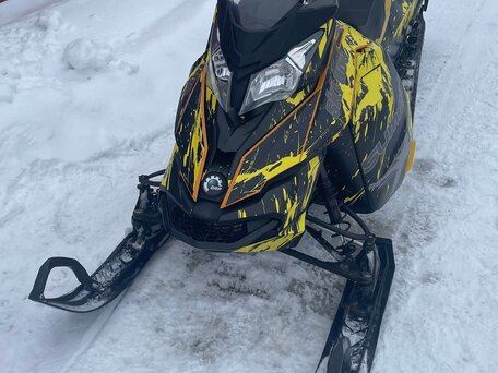 2013 BRP Ski-Doo Summit 800, жёлтый, 780000 рублей, вид 1