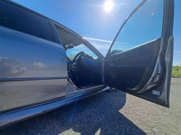 2003 Mazda Atenza I, серый, 575000 рублей - вид 9