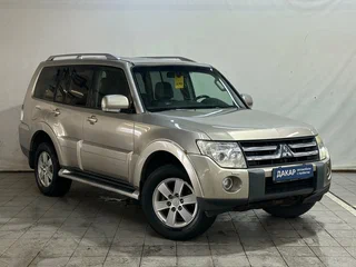 2007 Mitsubishi Pajero IV, коричневый, 920000 рублей, вид 2