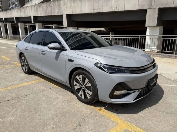 2025 Geely Galaxy A7 150 km, серебристый, 2510000 рублей - вид 2