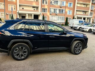 2022 Toyota RAV4 V (XA50), синий, 4700000 рублей, вид 3
