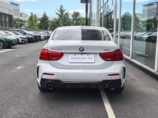 2022 BMW 1 серии 120i III (F52) Рестайлинг, белый, 1610000 рублей, вид 3