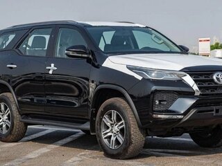 2026 Toyota Fortuner II Рестайлинг, чёрный, 5200000 рублей, вид 3