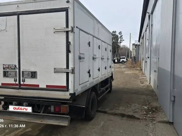2011 Fuso (Mitsubishi) Canter, белый, 1600000 рублей - вид 5