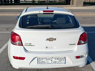 2013 Chevrolet Cruze I Рестайлинг, белый, 700000 рублей, вид 5
