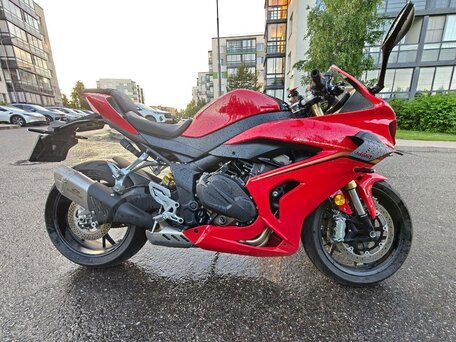 2025 QJMotor SRK 800 RR, красный, 719000 рублей, вид 3