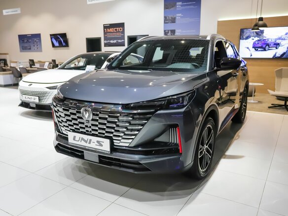 2025 Changan UNI-S I, серый