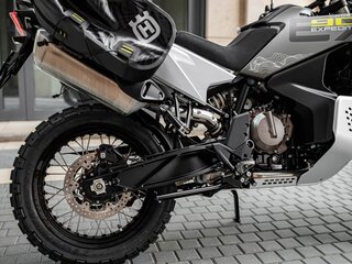 2026 Husqvarna Norden 901, серый, 1930000 рублей, вид 5