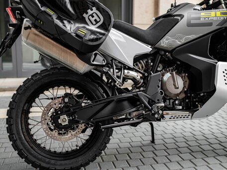 2026 Husqvarna Norden 901, серый, 1930000 рублей, вид 5