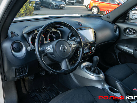 2011 Nissan Juke I, белый - вид 12