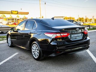 2021 Toyota Camry VIII (XV70) Рестайлинг, чёрный, 2698000 рублей, вид 5