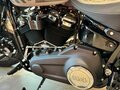 2024 Harley-Davidson Fat Bob, серый, 2950000 рублей - вид 4