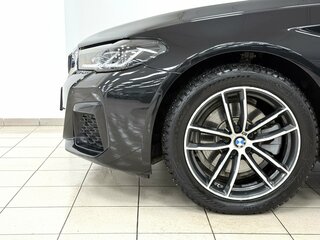 2021 BMW 5 серии 520d xDrive VII (G30/G31/G38) Рестайлинг, чёрный, 4665000 рублей, вид 4