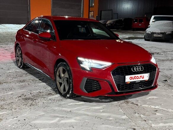 2021 Audi A3 35 TFSI IV (8Y), красный, 2550000 рублей - вид 3