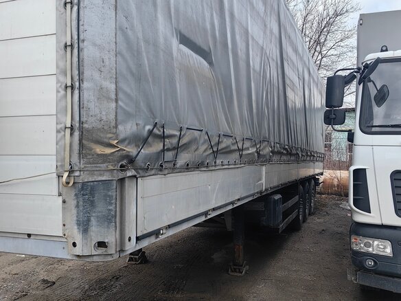2004 Schmitz Cargobull S01, серебристый, 900000 рублей - вид 1