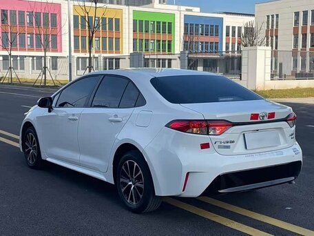 2024 Toyota Corolla Sporty XII (E210) Рестайлинг, белый, 1354000 рублей, вид 4