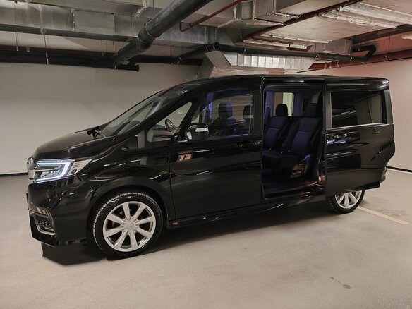 2019 Honda Stepwgn Spada V Рестайлинг, чёрный, 2700000 рублей - вид 19