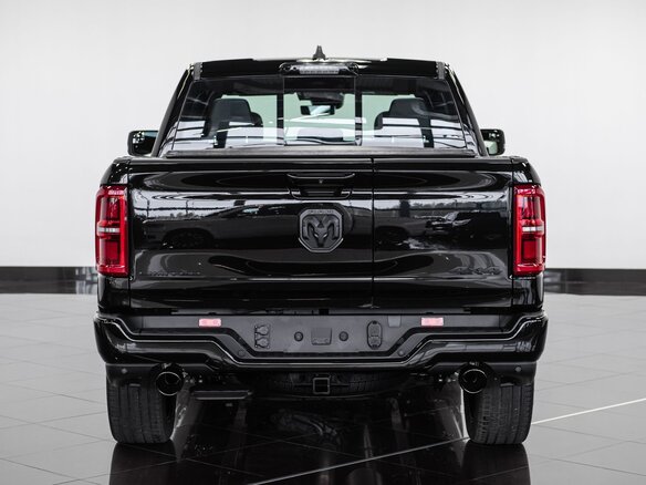 2026 Ram 1500 Crew Cab eTorque V Рестайлинг, чёрный, 11090000 рублей - вид 4