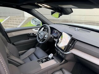 2026 Volvo XC90 B5 II Рестайлинг 2, серый, 10800000 рублей, вид 5