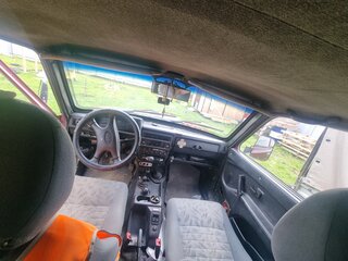 2004 Lada (ВАЗ) 2131 (4x4) I, красный, 400000 рублей, вид 5