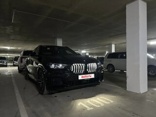 2021 BMW X6 40i III (G06), чёрный, 10000000 рублей, вид 5