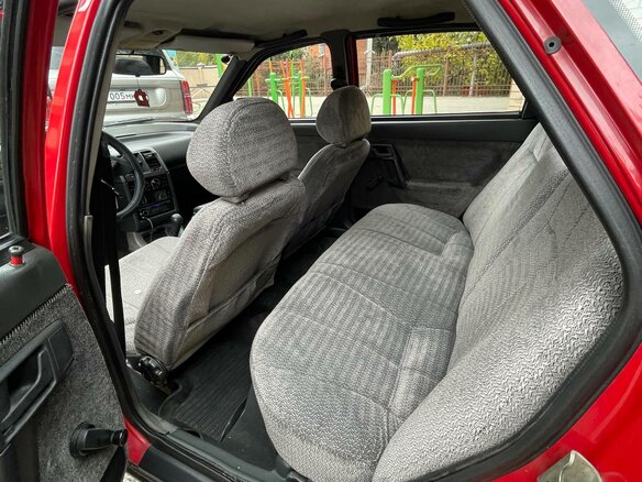 1998 Lada (ВАЗ) 2110, красный, 400000 рублей - вид 15