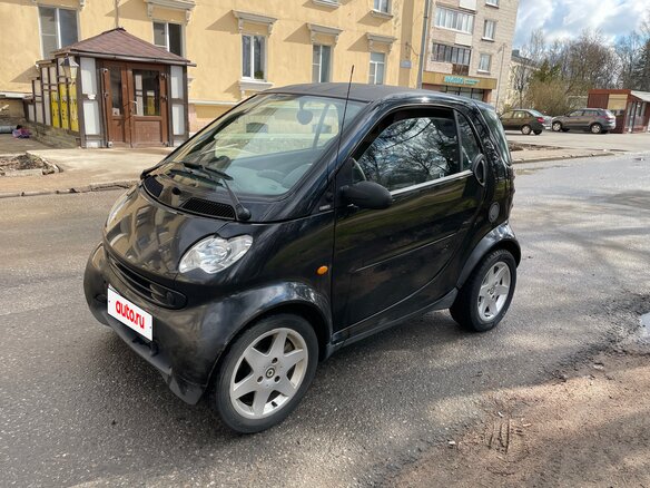 2004 Smart Fortwo City-Coupe I, чёрный, 399999 рублей