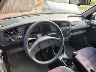 1992 Volkswagen Golf III, красный, 132000 рублей, вид 5