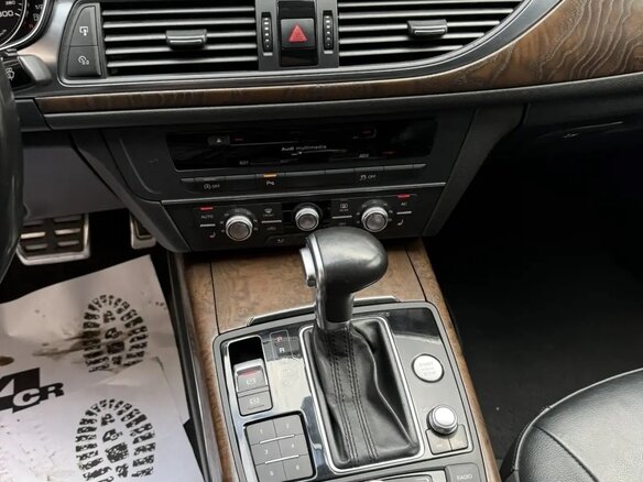2011 Audi A6 IV (C7), серый, 1900000 рублей - вид 9