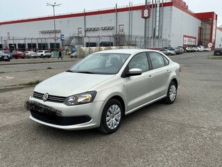 2013 Volkswagen Polo V, серебристый, 890000 рублей, вид 1