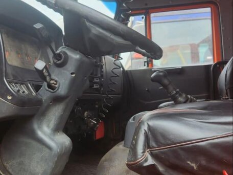 2011 КамАЗ 6520, оранжевый, 1550000 рублей, вид 5