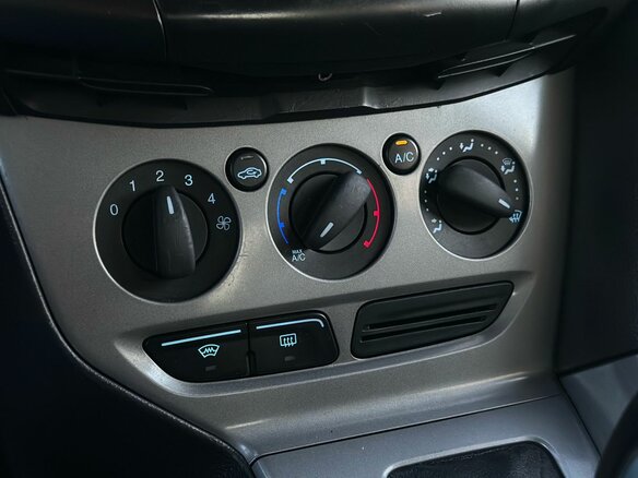 2014 Ford Focus III, чёрный, 499000 рублей - вид 15