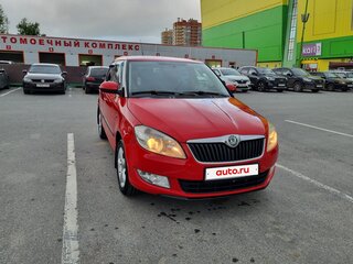 2011 Skoda Fabia II Рестайлинг, красный, 649000 рублей, вид 3
