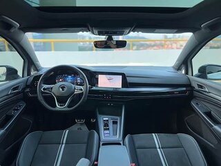 2022 Volkswagen Golf VIII, белый, 2000000 рублей, вид 4