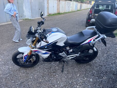 2017 BMW G 310 R, белый, 340000 рублей, вид 2